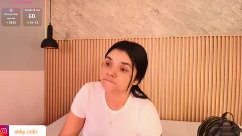 Indi Catalina online show from December 21, 1:50 pm