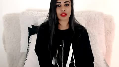 Jazmin online show from July 25, 3:48 am