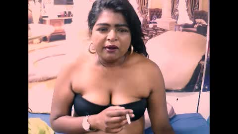 indianbombshell4u online show from January 29, 9:23 am