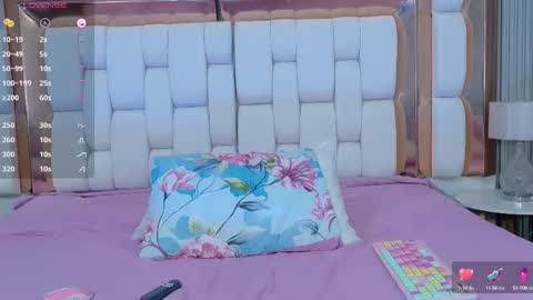 LITTLE AINHOA  online show from September 26, 8:17 pm