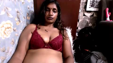 indianhoneyx online show from February 23, 6:54 pm