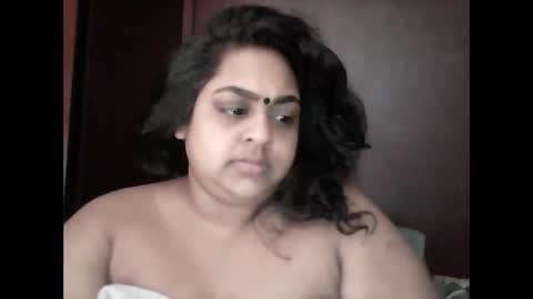 indianpooja1027 online show from February 17, 7:29 am