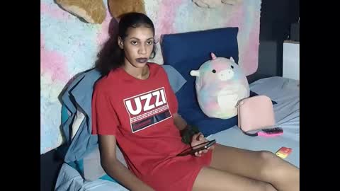 indianqueen5 online show from November 23, 9:24 pm