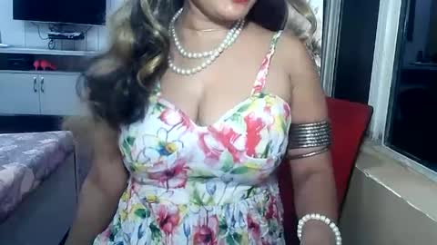 Radha online show from February 16, 5:26 pm