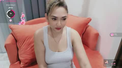 Yazmin online show from May 25, 3:18 pm