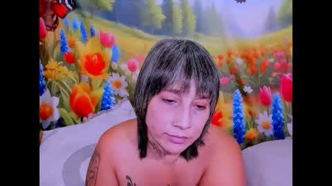 indianroxy27 online show from May 13, 5:06 am