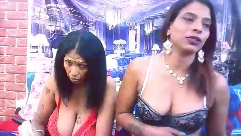 indiansexyass4u2luv online show from December 18, 9:43 pm