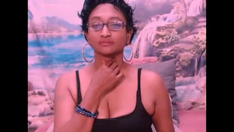 Shreya online show from February 3, 7:10 pm