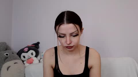 Indigo Elle online show from March 12, 6:43 pm