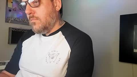 BroLOU online show from January 2, 12:55 am