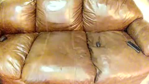 Snapshot of inflatablesoulmate chatting on October 28, 7:04 pm inflatablesoulmate online show from October 28, 7:04 pm