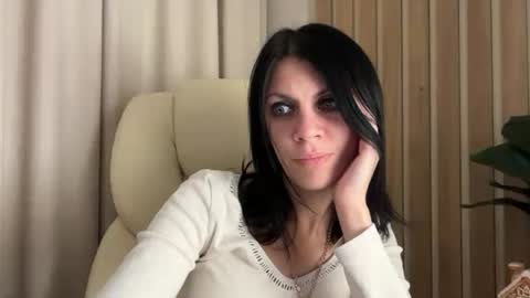 InjaAtHome online show from October 28, 7:04 pm