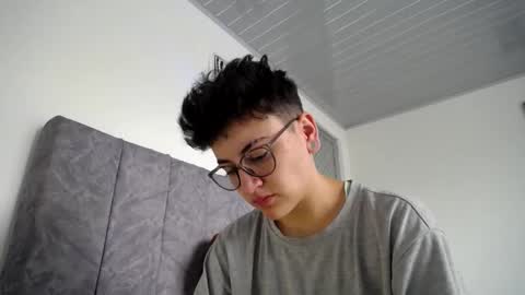 lyan onlyfans n linda online show from March 26, 4:12 pm