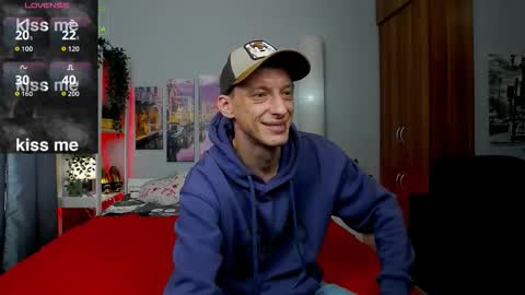 Snapshot of inkedjamesx chatting on September 23, 10:53 am James online show from September 23, 10:53 am