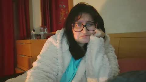 inna46_ online show from January 14, 7:22 pm