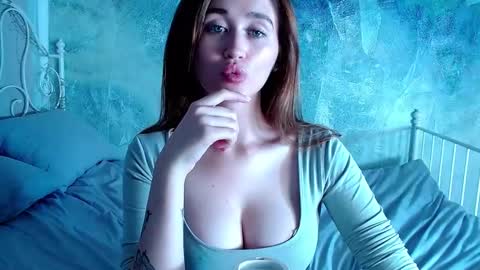 Lina online show from September 13, 3:03 pm