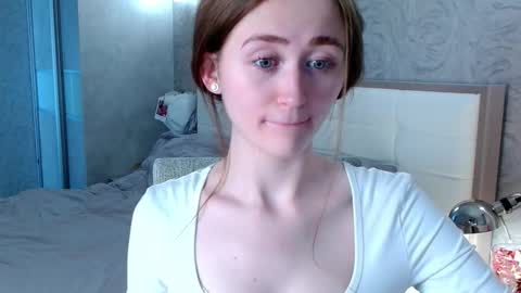 Lina online show from March 5, 2:01 pm