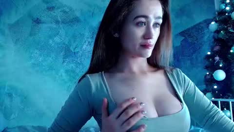 Lina online show from December 16, 1:24 am