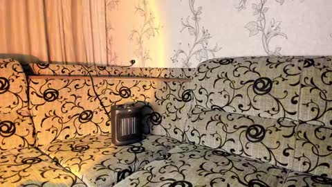 insanelysweet online show from December 2, 8:17 pm