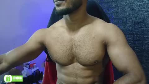 insanestud_miles2 online show from December 1, 5:38 am