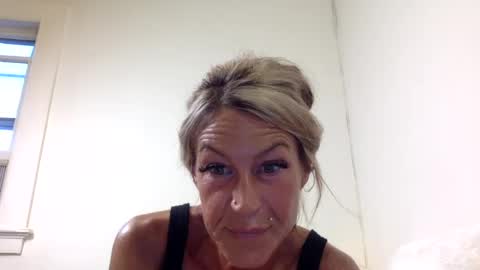 Insatiablekate online show from July 23, 11:57 pm