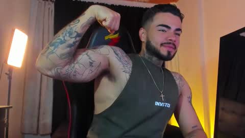 Brayan Chavez online show from December 14, 4:41 am