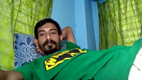 interne8famous online show from April 13, 4:28 am