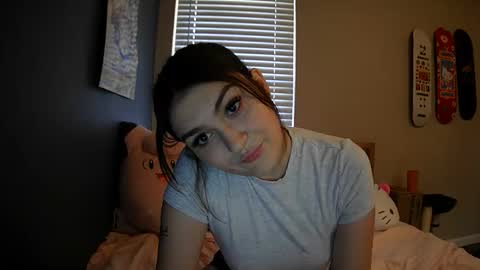 kat online show from October 15, 9:48 pm