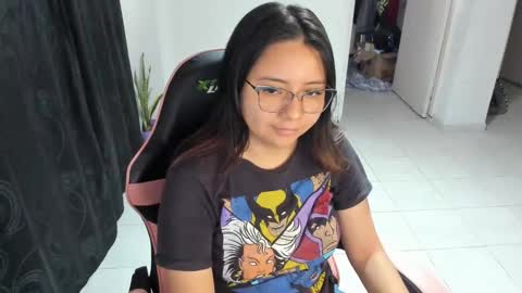 Iris 3 online show from December 18, 8:57 pm