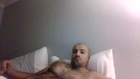 intolder35 online show from May 7, 10:55 am