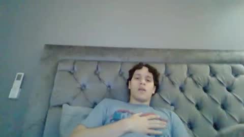 WillyTripleXxx online show from May 18, 4:29 am