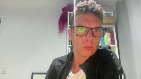 inupoi online show from April 3, 12:01 pm