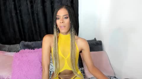 Irene Aguirre online show from March 6, 8:59 pm