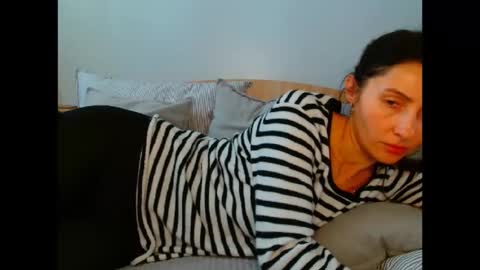 irina online show from April 15, 9:01 am