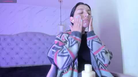 iris_77 online show from September 30, 6:40 pm