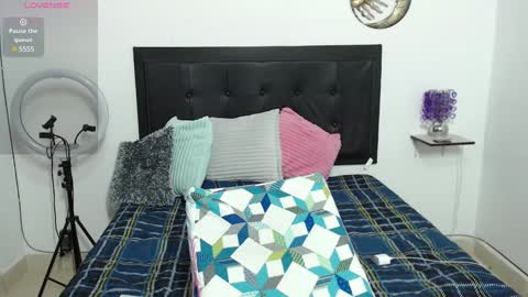 IRIS online show from February 5, 2:51 am