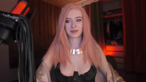 Miss Iris Fansly Miss Iris new inst.  online show from December 4, 6:29 pm