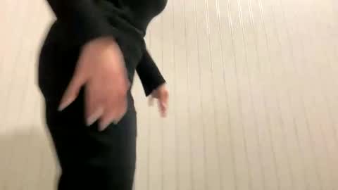 irisss31 online show from March 8, 6:37 pm