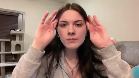 irissweets online show from September 17, 2:48 am