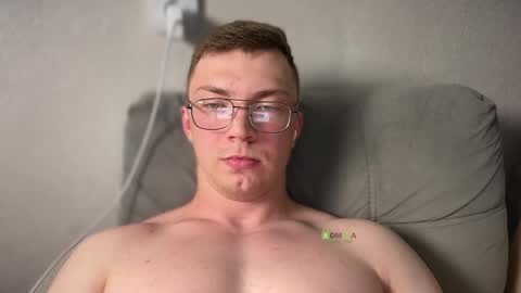 Iron online show from October 17, 9:30 pm