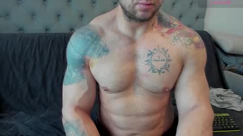 Snapshot of ironhulk22 chatting on March 6, 7:14 am ironhulk22 online show from March 6, 7:14 am