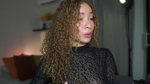 isa_____ online show from September 14, 11:00 am