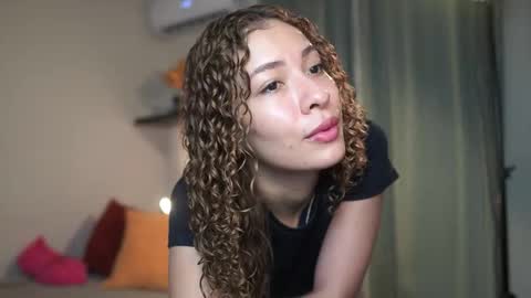 isa_____ online show from September 12, 2:24 am