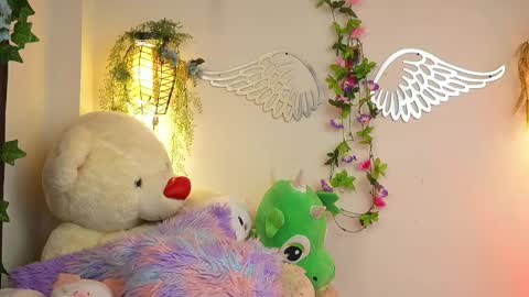 Isabella        online show from October 18, 6:12 pm