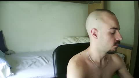 Isaac99c online show from September 27, 12:03 pm