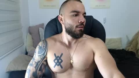 Isaac carter online show from November 17, 10:40 am