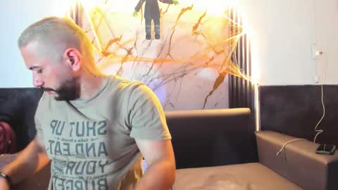 Snapshot of isaac_franko chatting on October 26, 9:25 pm isaac_franko online show from October 26, 9:25 pm
