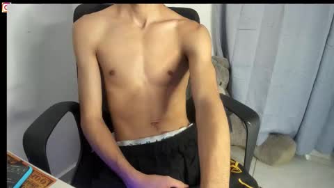 isaac online show from September 12, 4:47 am