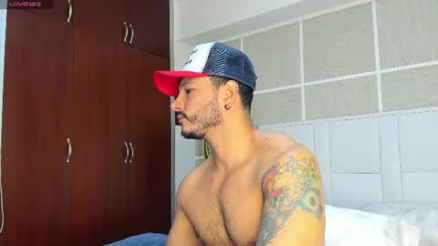 Isaac Surez online show from July 22, 12:29 pm