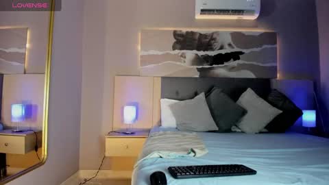 Isabella  online show from September 29, 9:14 pm